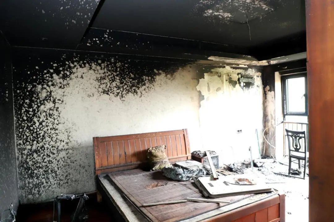 火灾逃生自救方法青少年安全教育,发生火灾如何自护自救英文