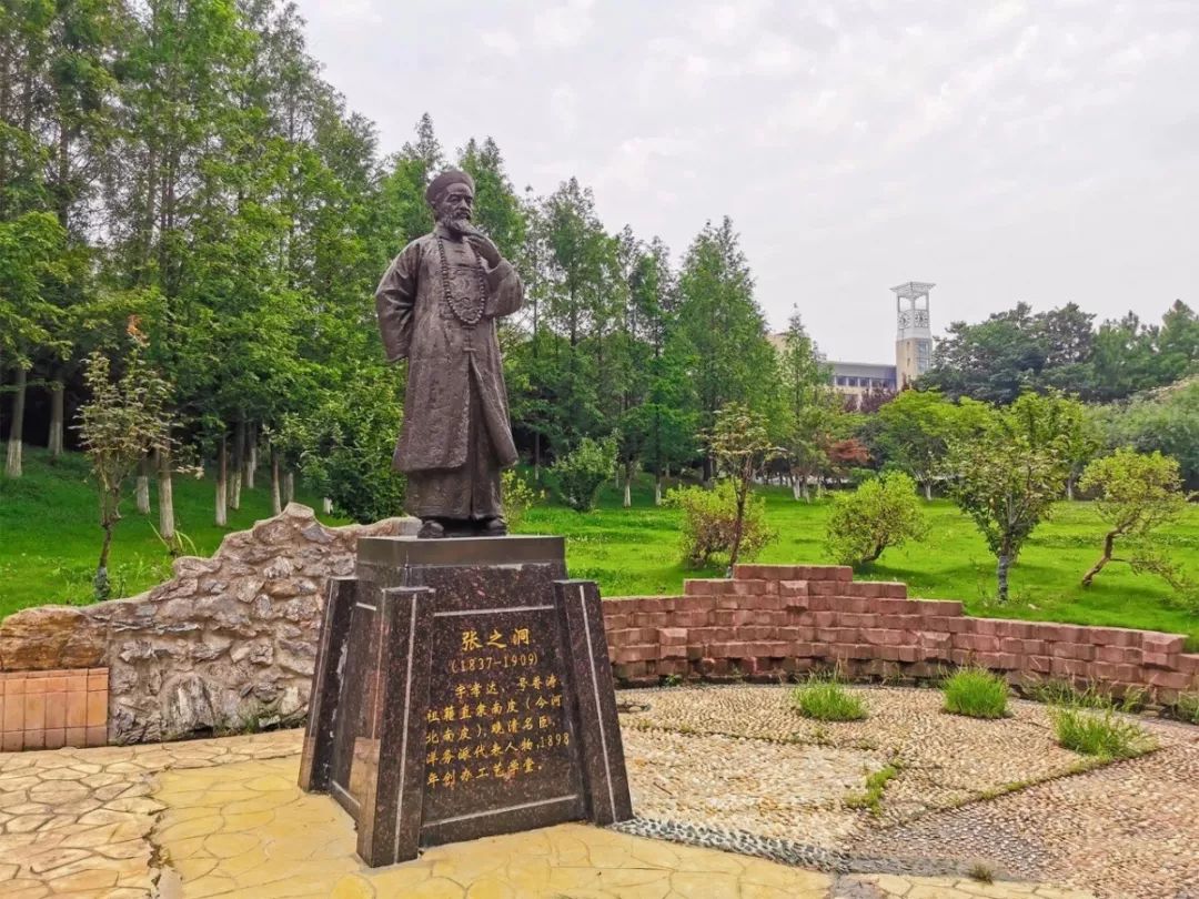 你好这里是成都,校园生活武汉科技大学