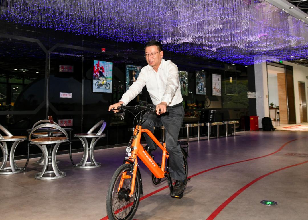 在曾经的年代凤凰牌自行车,凤凰牌自行车当年很好吗