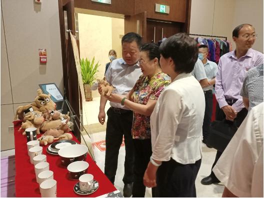 美在阿拉善,美在阿拉善岩画与汉简艺术展