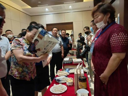 美在阿拉善,美在阿拉善岩画与汉简艺术展