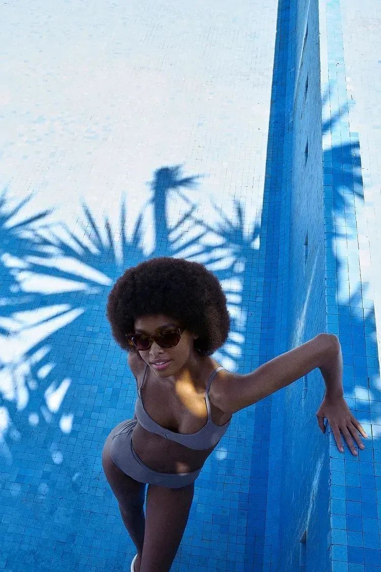 高考完的第一件事，穿漂亮新泳衣乘风破浪去