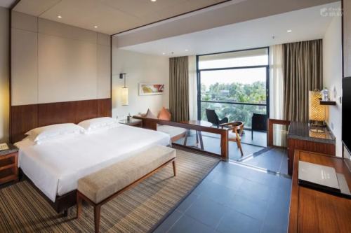 这个价格我服了！2晚洲际只要¥888，更有海边希尔顿、网红民宿神价诱惑