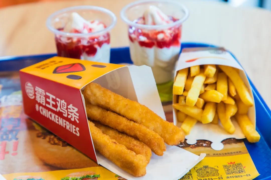 广州三号线长隆海底捞,海底捞自助奶茶和奈雪