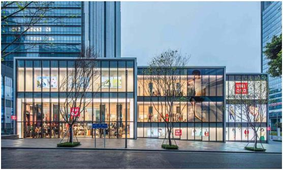 优衣库最近几年发生的大事,优衣库价格降了还会涨吗