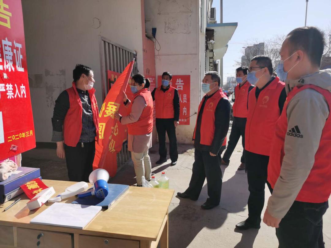 基层志愿者在疫情中的感人事迹,抗击疫情志愿公益事迹简介