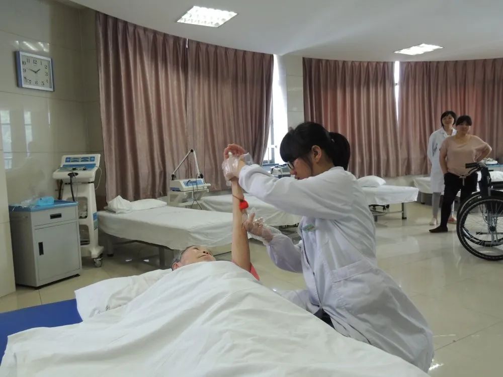 坐拥市级+省级特色专科——经开人家门口的好医院来啦！