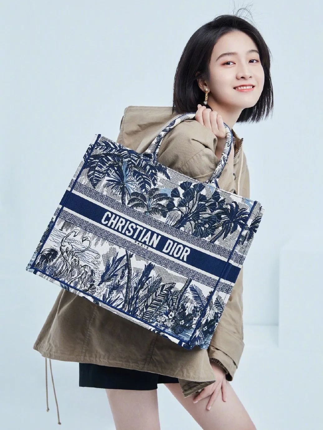 秋冬流行包袋,夏季时尚包袋