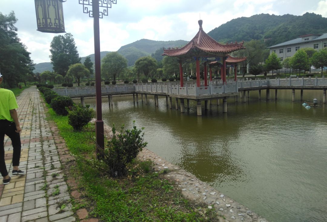 陕西铜川庙湾镇旅游景区,陕西铜川境内世外桃源