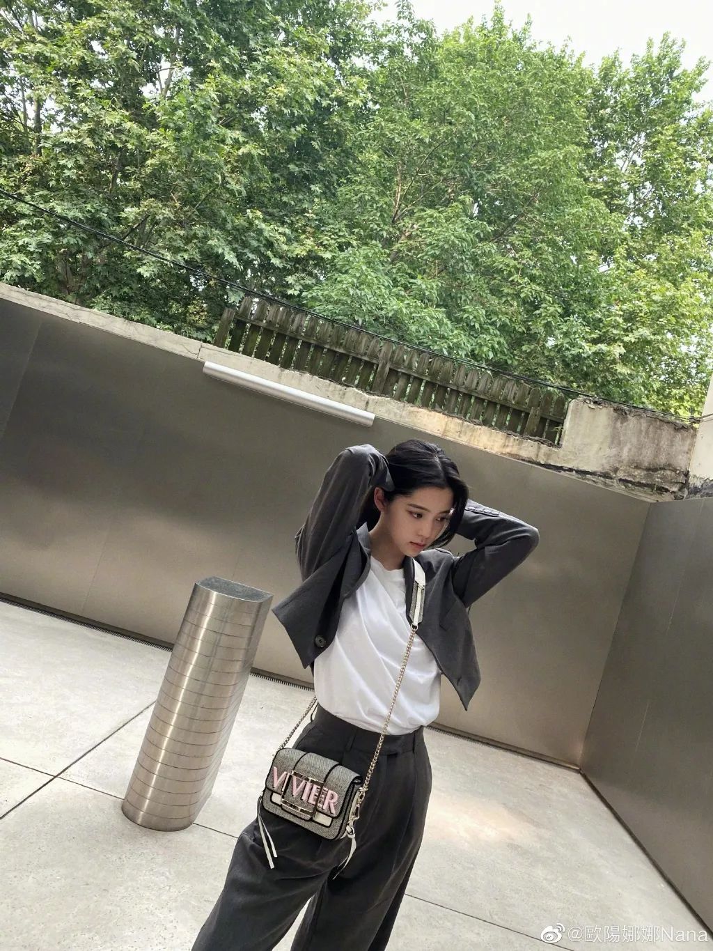 这三个色彩都好看,这三个色哪个颜色好看