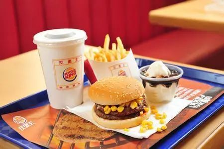 在广州过生日有这么多福利!带上你的身份证,免费蹭喝蹭玩蹭霸王餐