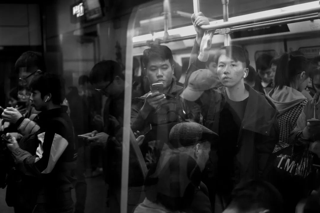 评论实战课|社会最大的悲剧，不是坏人的喧嚣，而是好人的沉默