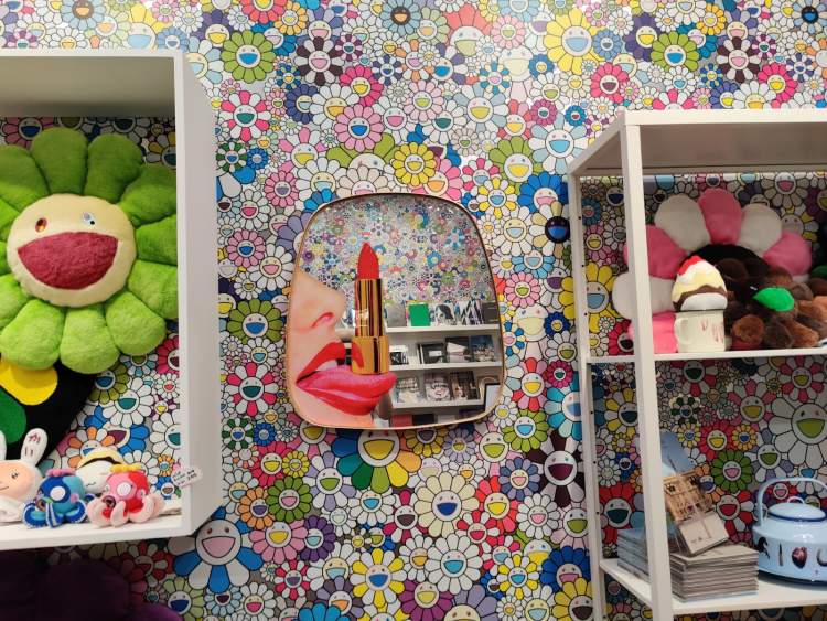 从村上隆到麦克·莱登，别错过外滩这家“宝藏画廊”|魔都小众美术馆