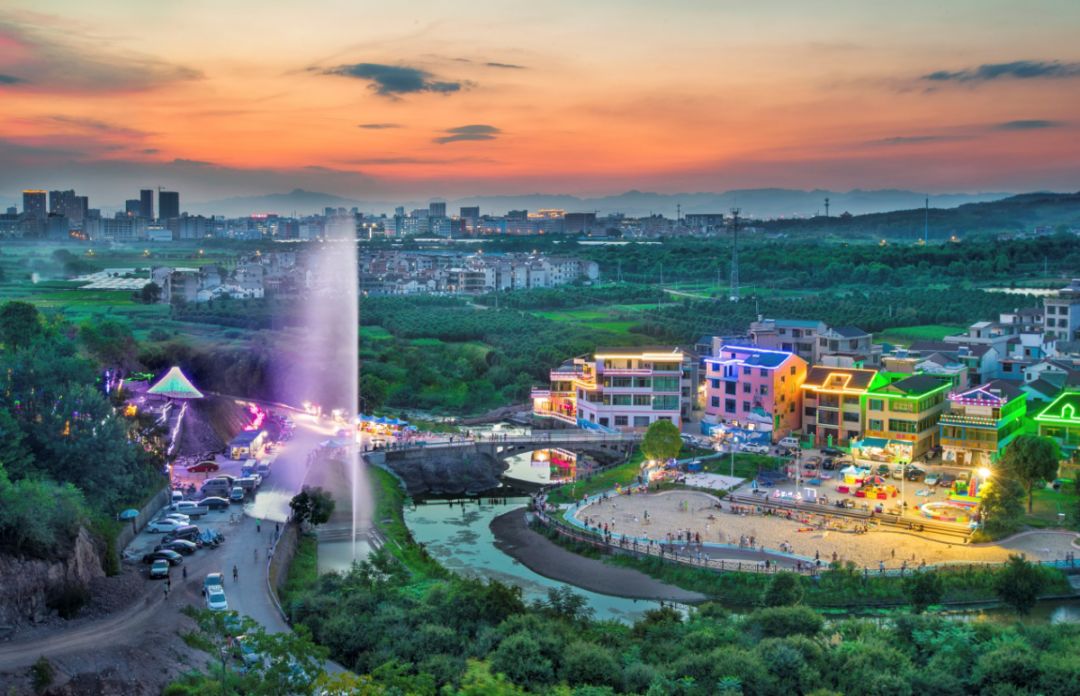 义乌藏着一个乡村版“迪士尼乐园”，村民年年领分红