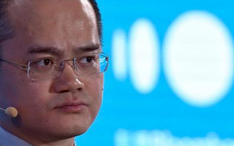 王兴、李毅、中国足球：不惑之年的疑惑