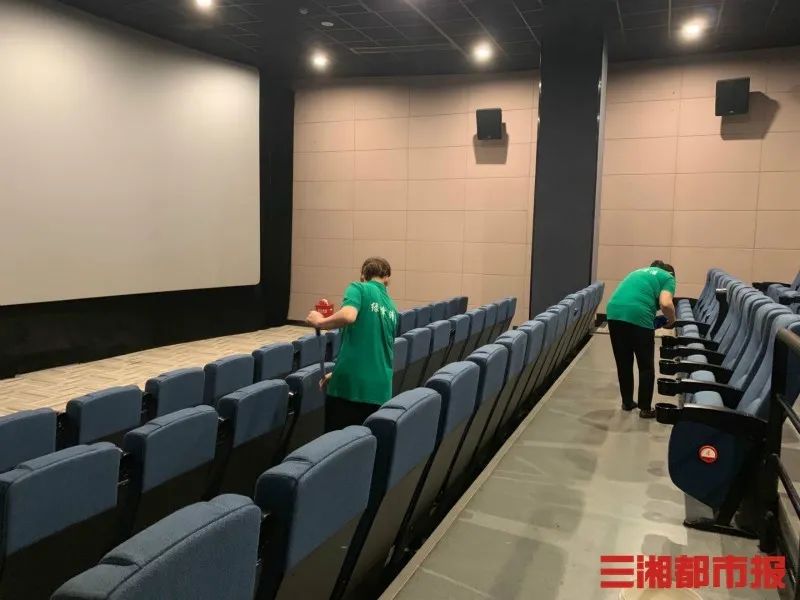 今天长沙21家影院开放，我的快乐回来了