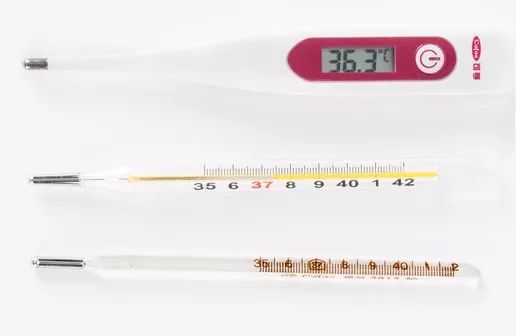 4岁小孩发热吃过药多久能退热,4岁小孩输液三天还在发热怎么办