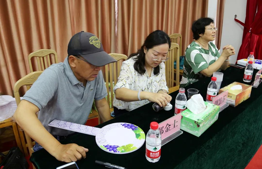 慈溪巨峰葡萄哪家强？这些农场和合作社获奖啦