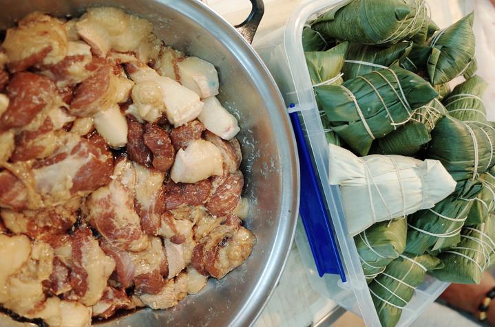 一天只卖一头猪卖完就下班,一天只卖一头猪