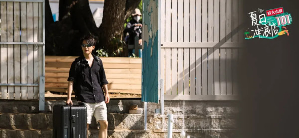 身为富二代的她被骂太做作？“整容式”逆袭的背后难道有高人指点？