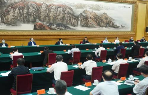 同心谱写民族复兴新篇章下一句,谱写中国经济新篇章