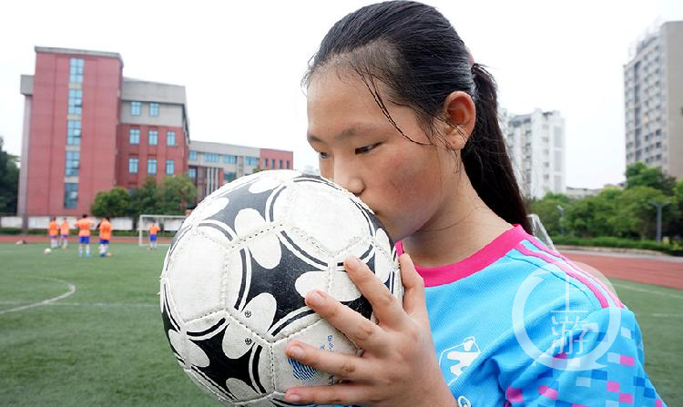 梦想踏上征程流动儿童的足球夏令营开营啦