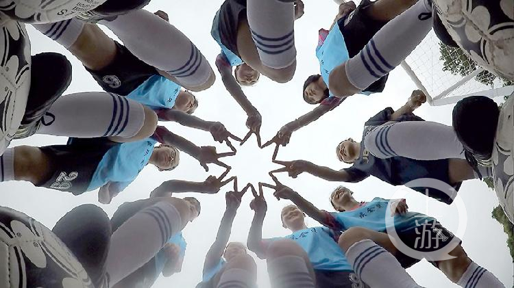 梦想踏上征程流动儿童的足球夏令营开营啦