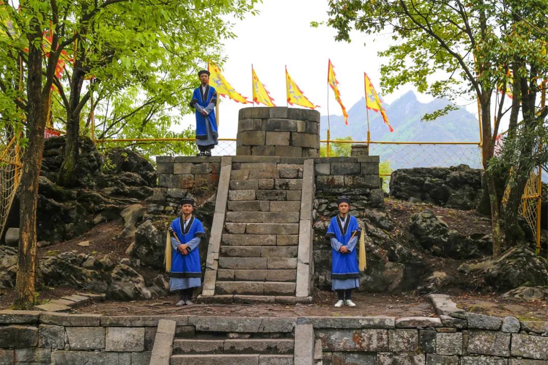 避暑旅游广西攻略路线,南丹白裤瑶民俗风情园门票预订