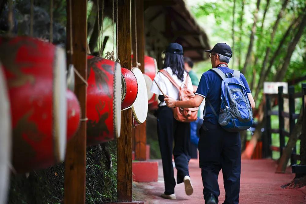 避暑旅游广西攻略路线,南丹白裤瑶民俗风情园门票预订