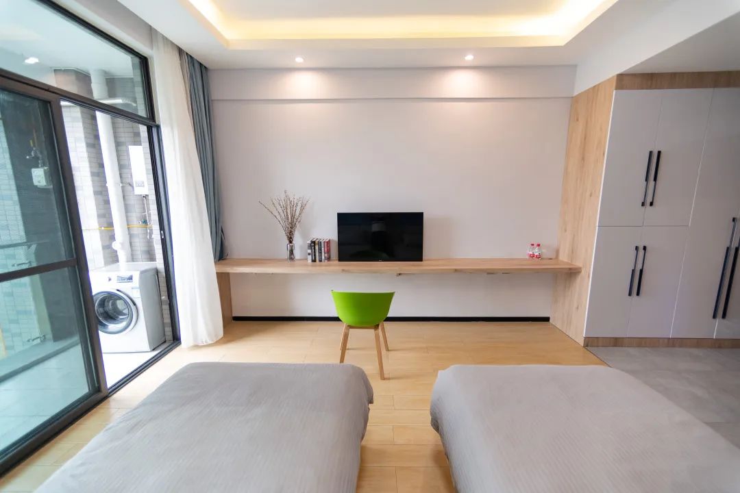 酒店式公寓拎包入住,包吃住酒店式公寓