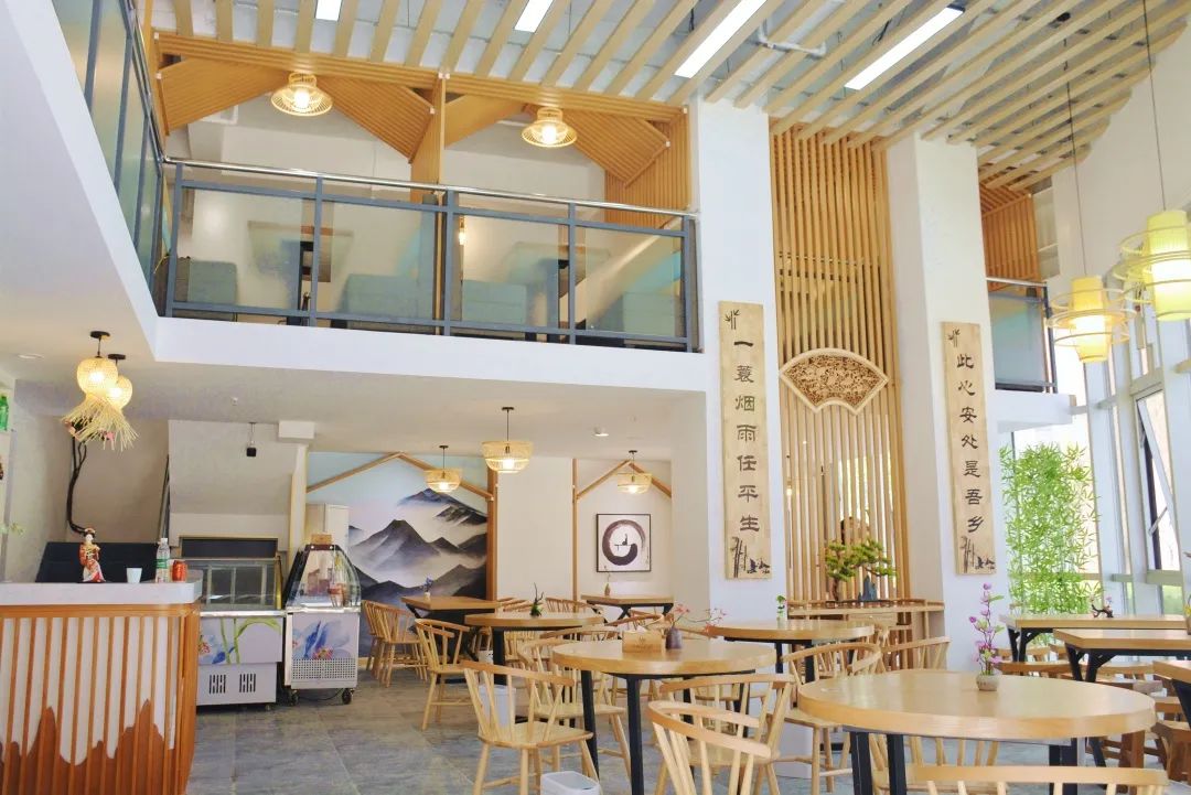 酒店式公寓拎包入住,包吃住酒店式公寓