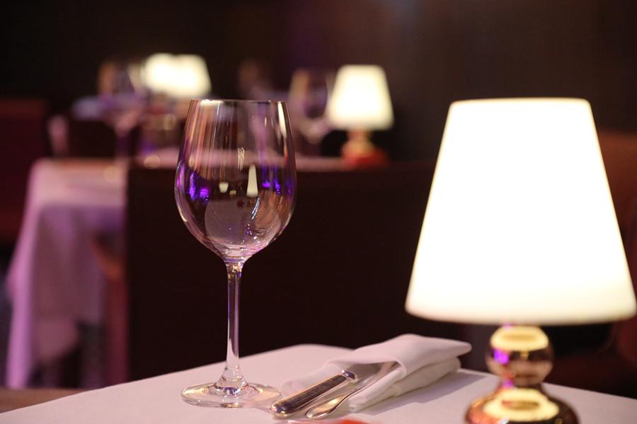 闻香识女人让人印象深刻的片段,闻香识女人感动片段