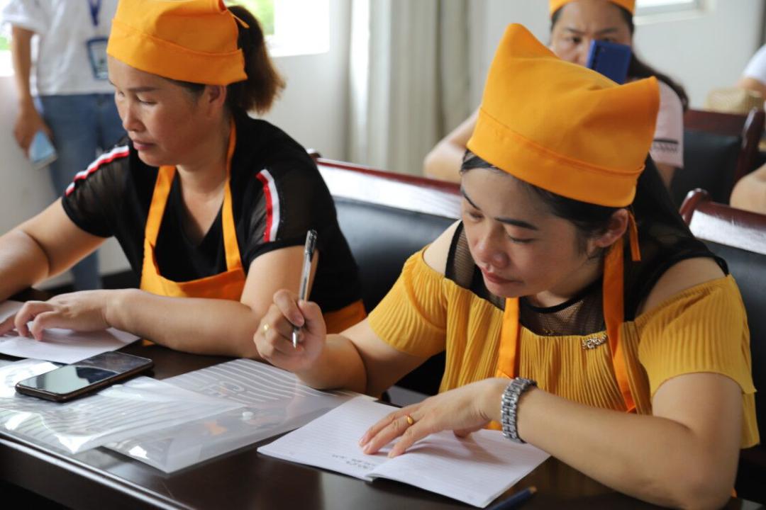 荔波县妇联：搭建创业就业“致富桥”创建幸福之家