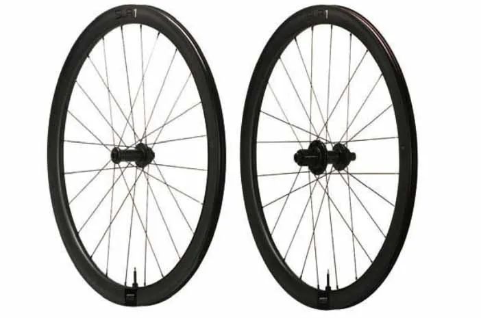 giantslr轮组是碳纤维的吗,新款giantslr1轮组测评