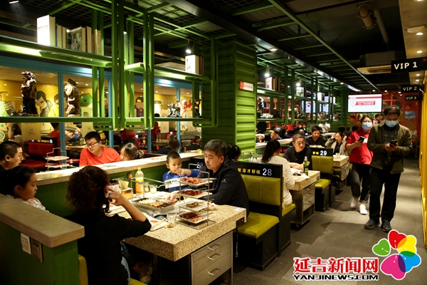 延吉市助力企业转型,延吉2023年经济发展图