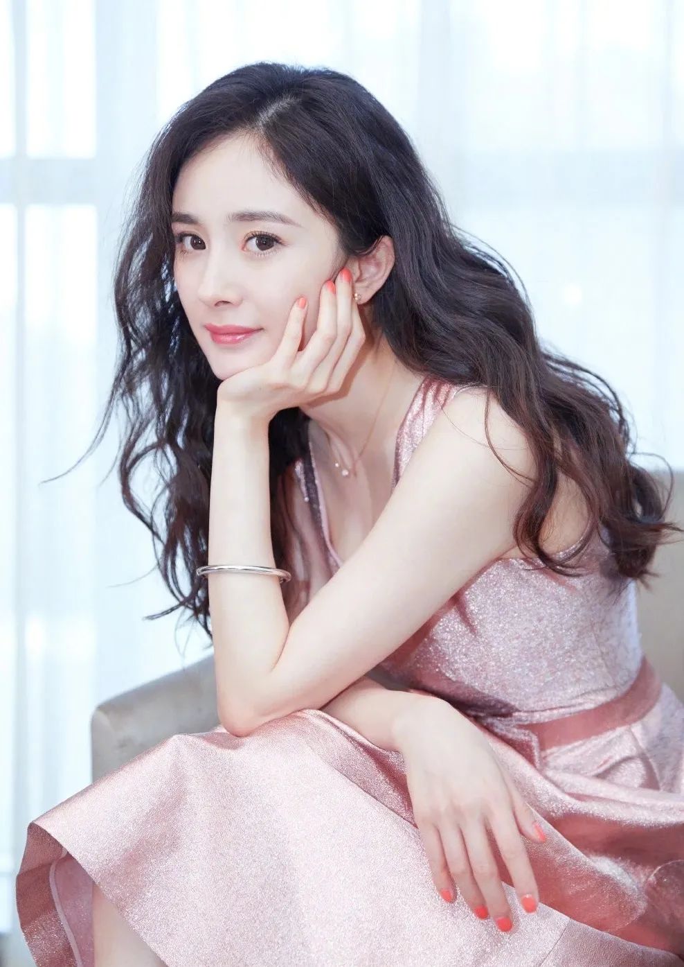 明星神仙颜值女,女明星的神仙颜值动图