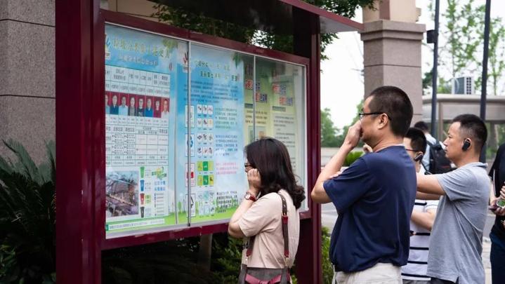 美丽城镇进行时丨这个在集士港流行的新时尚,引来了一波人的现场点赞