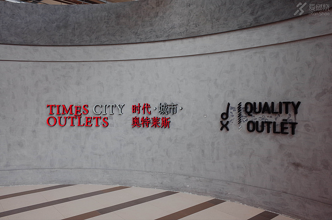 奥特莱斯nike跑鞋,线下nike奥特莱斯