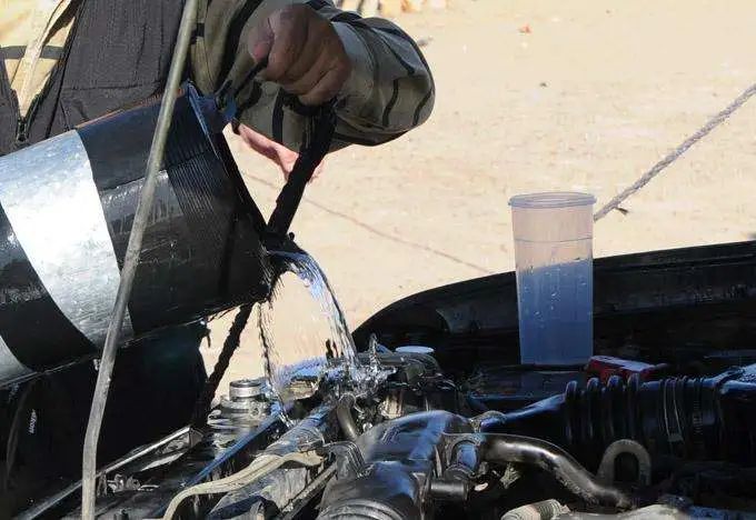 夏天水箱开锅了怎么办,夏天货车水箱开锅怎么办