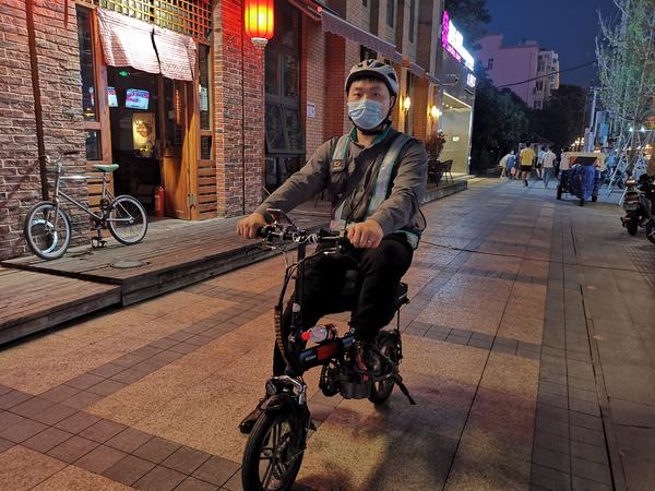 代驾和代驾冲突吐口水,代驾遇到醉汉该怎么办