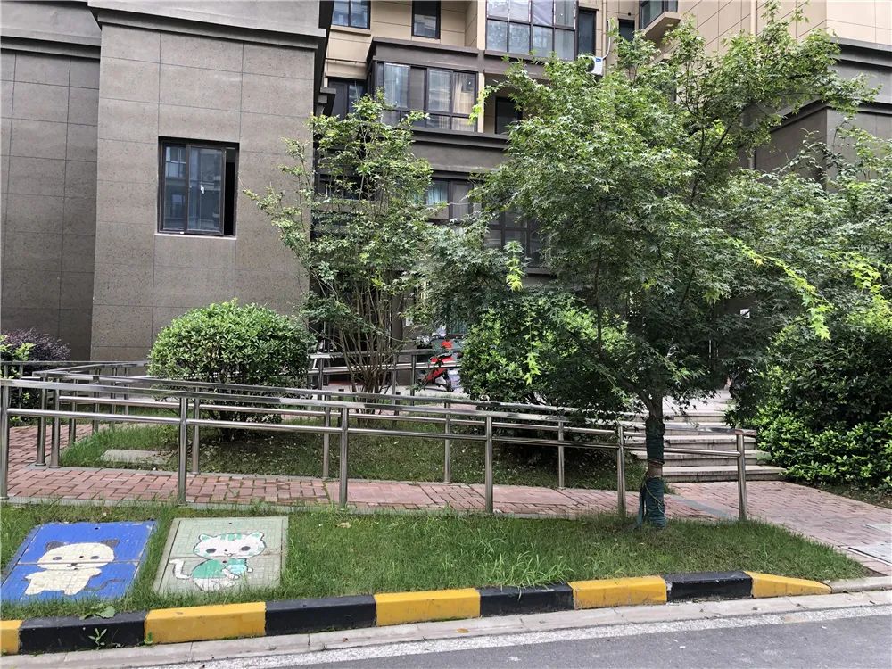 双学区，地铁近，配套全，这个网红小区交付两年却仅涨4000元/㎡