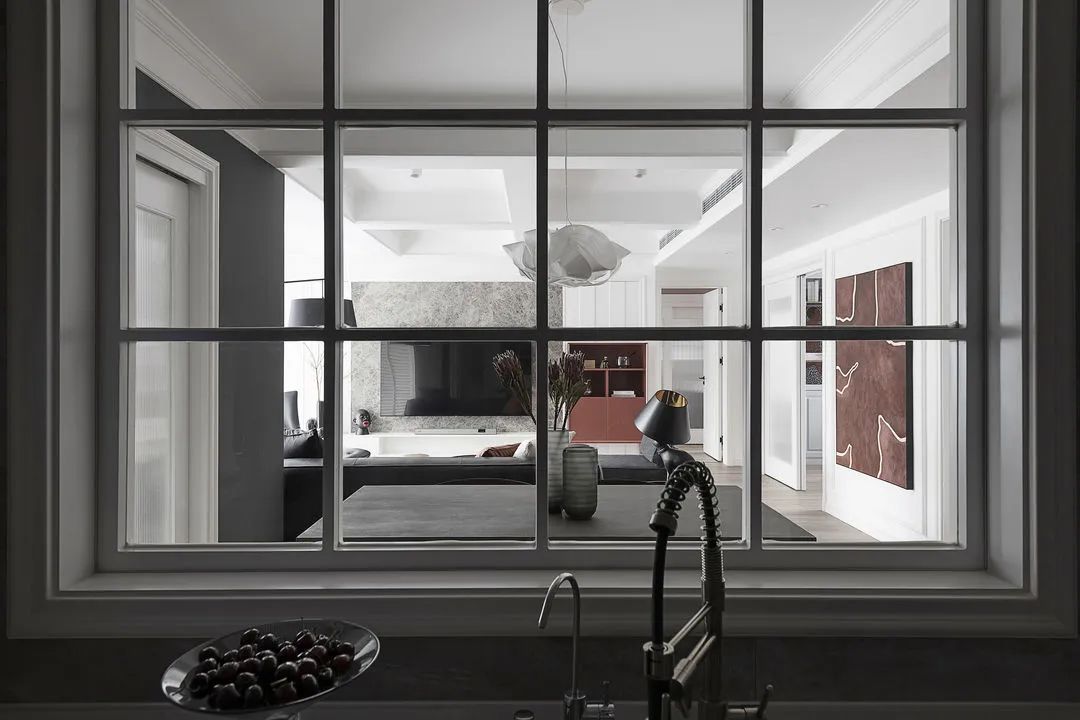 90后现代轻奢风的家,90后现代风格的家