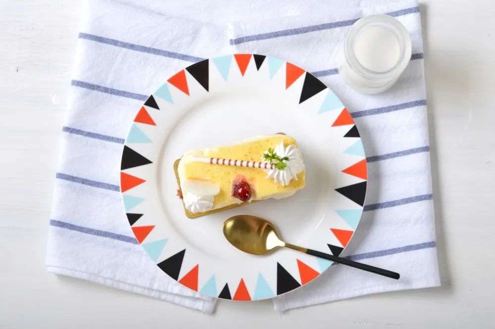 千万别用塑料杯喝水,别再用这种杯子喝水了