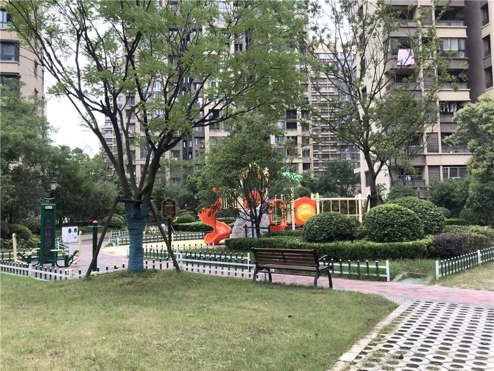 南京房价最高的是哪个小区在售,南京十年内房价涨了三倍的楼盘