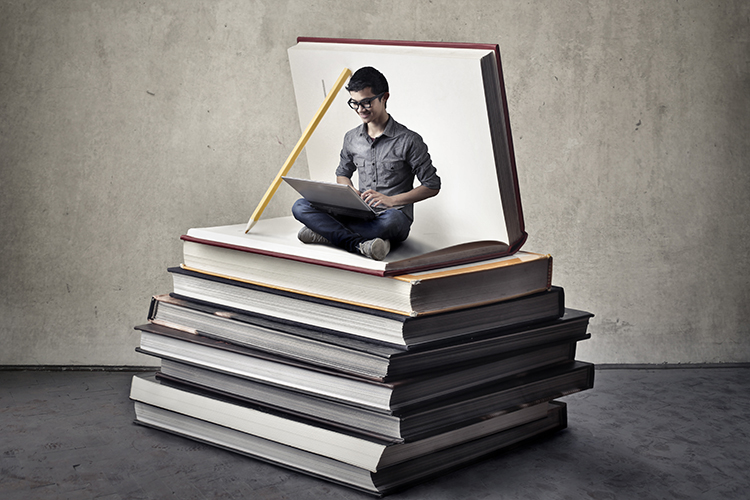 学中文系就能成为作家吗,为什么中文系不培养作家