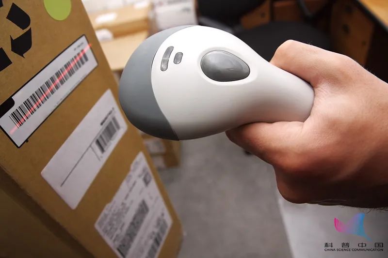 商品上有条形码怎么回事,商品上的条形码数字代表什么