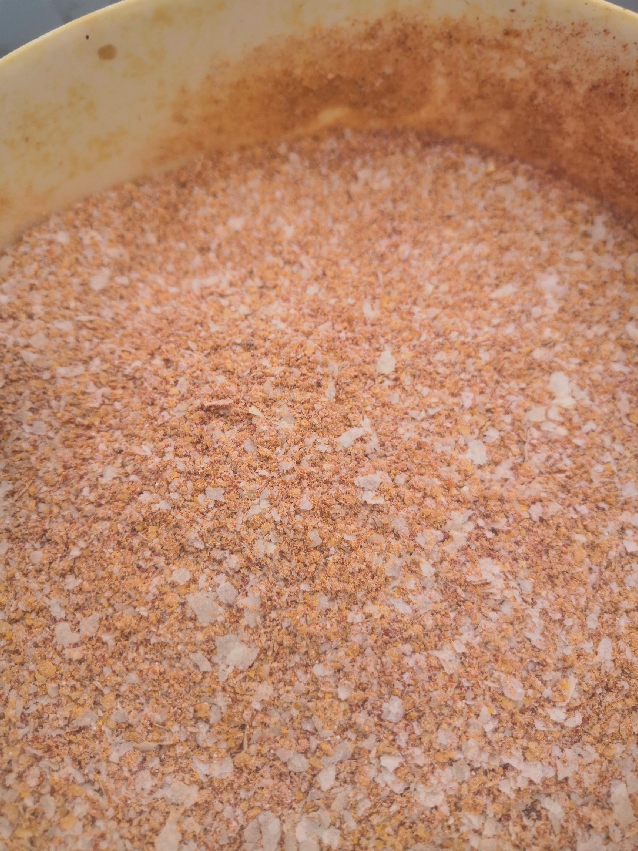 香酥可口的炸酥鱼吃了还想吃,喜欢吃炸带鱼