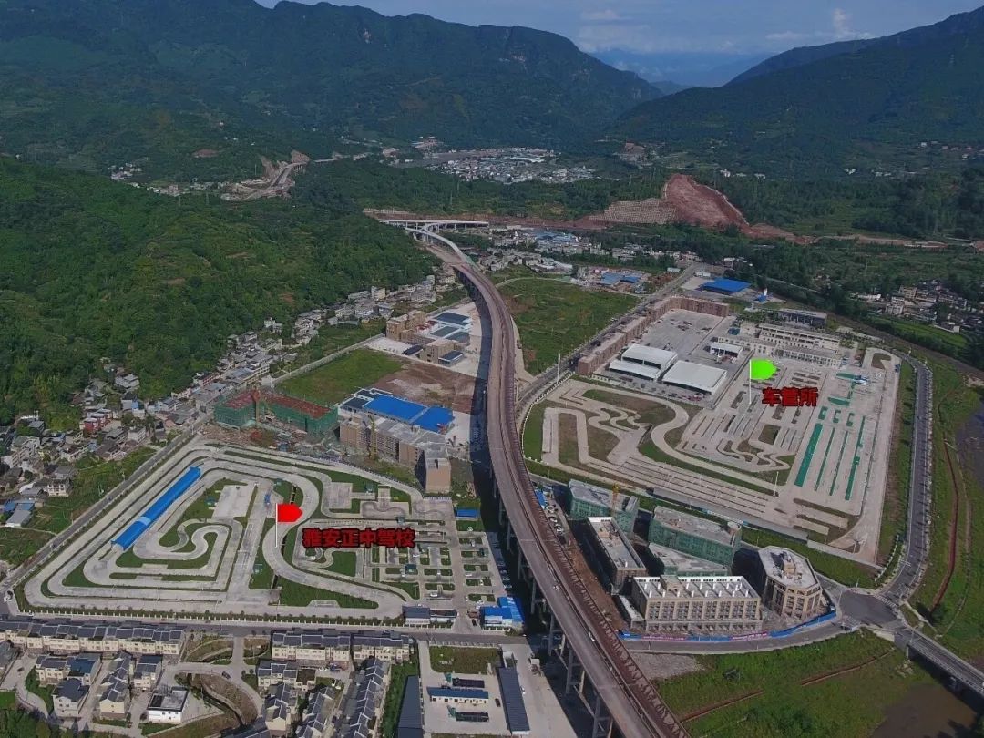 雨城驾校学习实操地址,雨城驾校科一