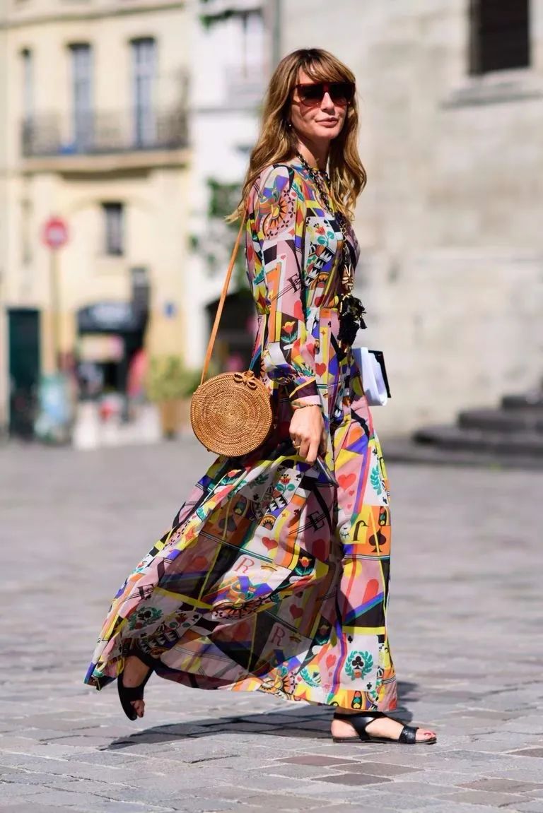 盛夏选一款不会撞款的藤编包吧,盛夏哪个系列好用