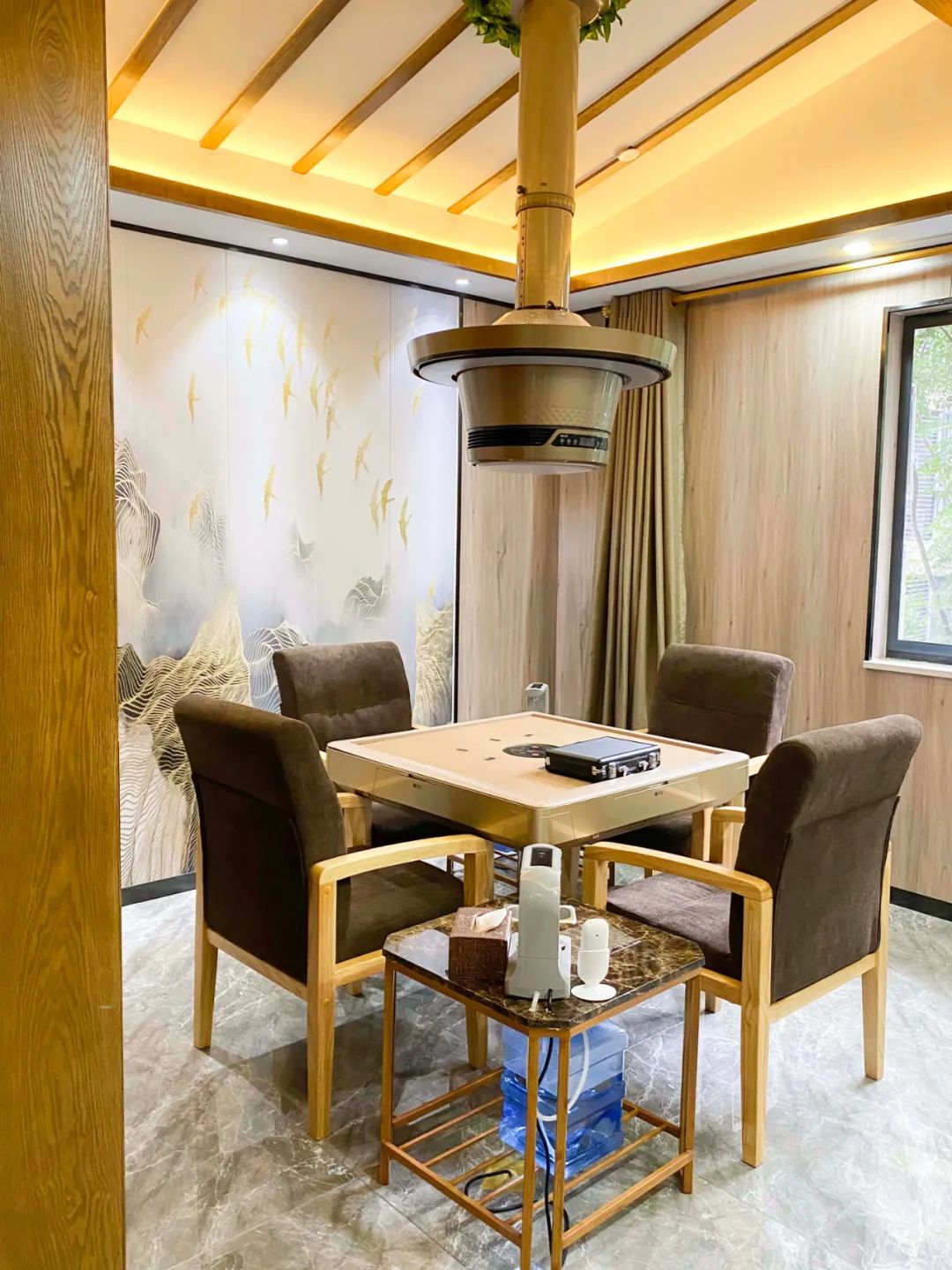 鍚冨湪鍢夊叴,鍚冨湪鍢夊叴缇庨鐗规儬涓撳満